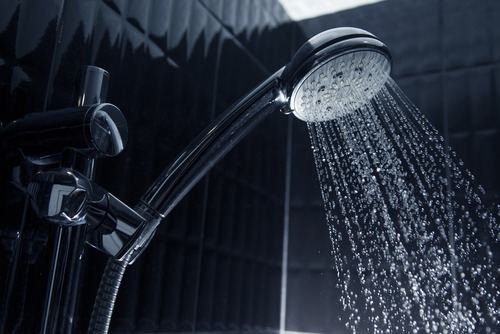 How To Replace a Shower Head in a Few Minutes