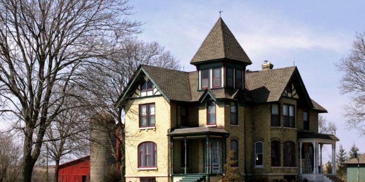 How to Flip a Historical Home