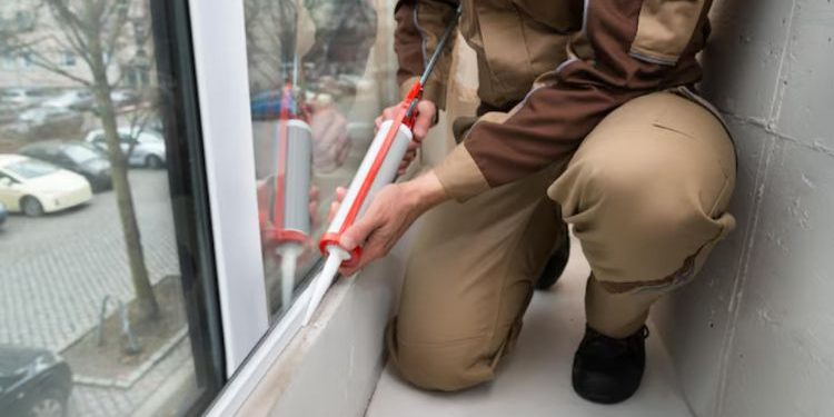 Sealing Windows and Doors with Caulk Sealing Windows and Doors with Caulk